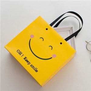 High quality printed pattern paper bag with long handle 2